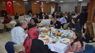 Şehit aileleri ve gaziler, emniyetin iftar yemeğinde buluştu