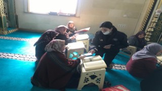 Selendi polisinden şiddete karşı bilgilendirme