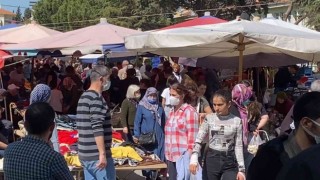 Semt pazarı doldu taştı