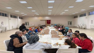 Simavda 200 Kuran Kursu öğrencisine iftar