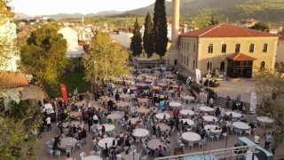 Sındırgıda geleneksel çocuk iftarı