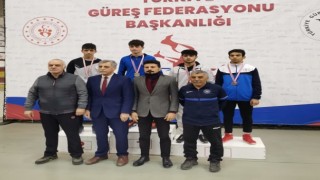 Sivaslı güreşçi Türkiye üçüncüsü oldu