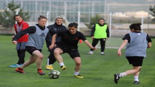 Sivasspor Kadın Futbol Takımı, Kayserispor maçına iddialı hazırlanıyor