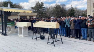 Sobadan sızan gazdan zehirlenen anne ve kızı son yolculuğuna uğurlandı
