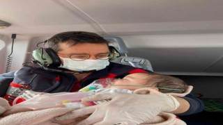 Solunum sıkıntısı çeken 6 aylık bebek ambulans helikopterle hastaneye sevk edildi
