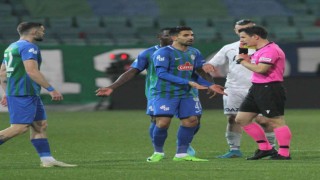 Spor Toto Süper Lig: Çaykur Rizespor: 0 - Fenerbahçe: 3 (İlk yarı)