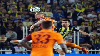 Spor Toto Süper Lig: Fenerbahçe: 1 - Galatasaray: 0 (İlk yarı)