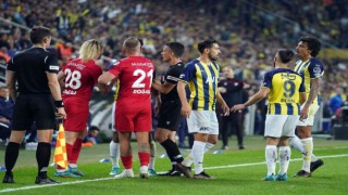 Spor Toto Süper Lig: Fenerbahçe: 1 - Gaziantep FK: 0 (İlk yarı)