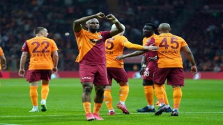 Spor Toto Süper Lig: Galatasaray: 2 - Fatih Karagümrük: 0 (İlk yarı)