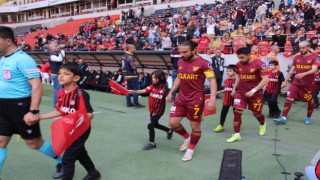 Spor Toto Süper Lig: Gaziantep FK: 0 - Göztepe: 0 (Maç devam ediyor)