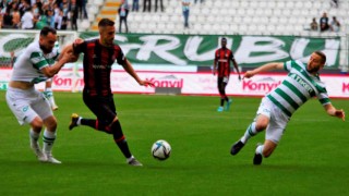Spor Toto Süper Lig: Konyaspor: 1 - Fatih Karagümrük: 0 (İlk yarı)