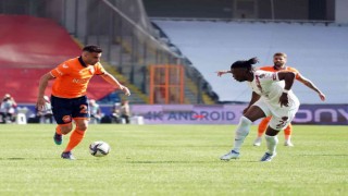 Spor Toto Süper Lig: Medipol Başakşehir: 0 - A.Hatayspor: 0 (İlk yarı)