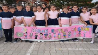 Şuhutta 23 Nisan coşkuyla kutlandı