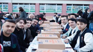 Sultangazi Belediyesi üniversiteye hazırlanan gençleri ağırladı