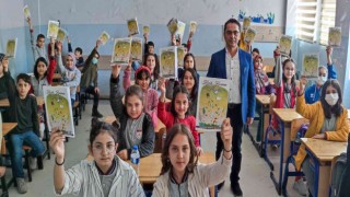 Süper öğretmenin öğrencileri şair ve yazar oldu