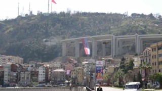 Tamamlandığında Türkiyenin en maliyetli şehir içi yolları arasında yerini alacak