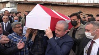 TBMM Başkanı Şentopun vefat eden koruma polisi Amasyada defnedildi