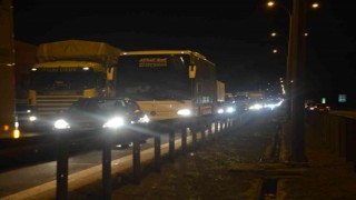 TEMde iki tır kazaya karıştı, yol trafiğe kapandı