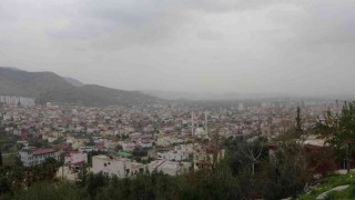 Toz bulutu Kozanda etkili oldu
