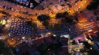 Turizm merkezi Kaşta 4 bin kişi iftarda buluştu