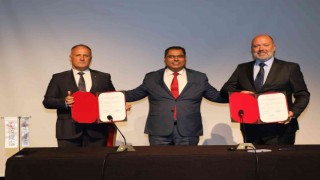 Türk JACKALı İngiltere semalarında