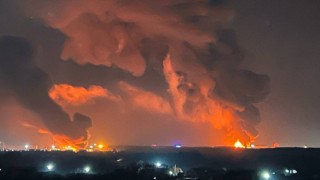Ukrayna sınırındaki Rus petrol tesislerinde büyük yangın