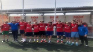 Ukraynadan gelen 12 genç, Sivasspor antrenmanında