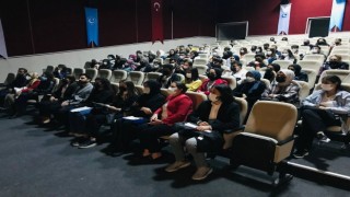 Üniversitede student talks etkinliğinin ikincisi düzenlendi