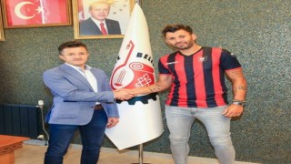 Uşaksporda Umut Kaya, süresiz kadro dışı bırakıldı