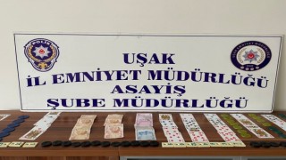 Uşakta kumar oynayan 3 kişiye para cezası kesildi