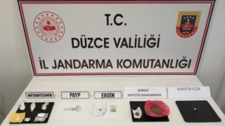 Uyuşturucu kullanıcılarına jandarmadan şok baskın