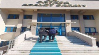 Uyuşturucu taciri narkotik ekiplerinden kaçamadı