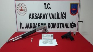 Uyuşturucu tacirleri tabanca ve tüfekle yakalandı