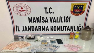 Uyuşturucu tacirlerine jandarmadan operasyon