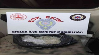 Uyuşturucuyu yola döküp kaçan şahıslar yakalandı
