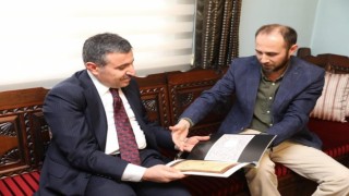 Vali Atay, kültürel miras taşıyıcılarını ziyaret ediyor