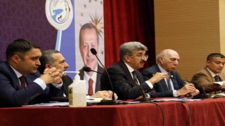 Vali Bilmez Ercişte muhtarları dinledi