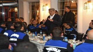 Vali Bilmez, zabıta ile iftar yaptı