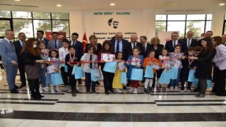 Vali Karadeniz, ‘Gıda Kahramanları resim sergisi ve ödül törenine katıldı