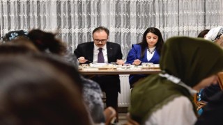 Vali Kızılkaya koruma altındaki çocuklarla iftar yemeğinde buluştu