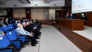 Vali Su, Mersinde yatırımların sıkı takip edilmesi talimatını verdi