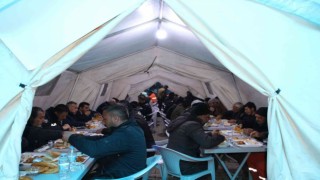 Varto Belediyesi tarafından iftar çadırı kuruldu