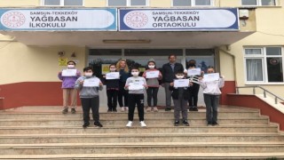 Yağbasan Ortaokulunda İngilizce ve teknoloji bir arada
