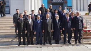 Yalova Üniversitesinde Rektör Bahçekapılı görevi devraldı