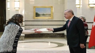 Yeni Zelanda Büyükelçisi Coulson-Sinclair, Cumhurbaşkanı Erdoğana güven mektubu sundu
