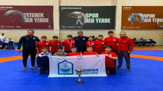 Yıldırım Belediyespordan güreşte başarı üstüne başarı