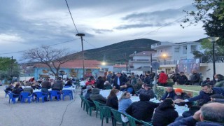 Yunanistanda iftar: Gönül sofraları bu kez soydaş topraklarında açıldı