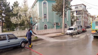 Yunus Emrenin cadde ve sokaklar yıkandı