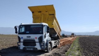 Yunusemrede ova yolları düzenleniyor