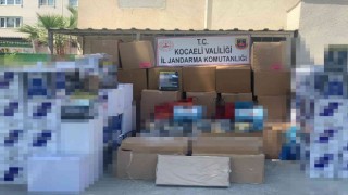 Yüz binlerce gram tütün ele geçirildi